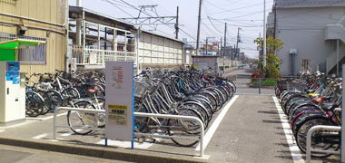 検見川駅 電磁ロックラック